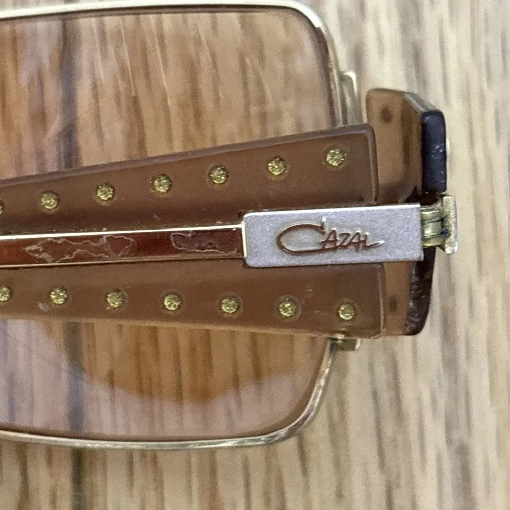 Authentic Vintage Cazal MOD.947 COL.497 Germany Gold Eyeglass Frames‎ Only